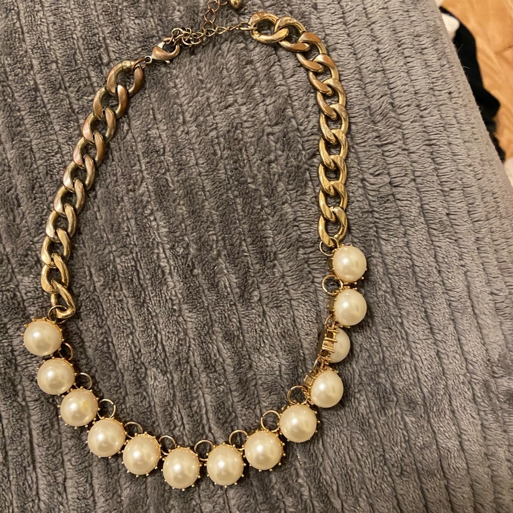 Statement necklace